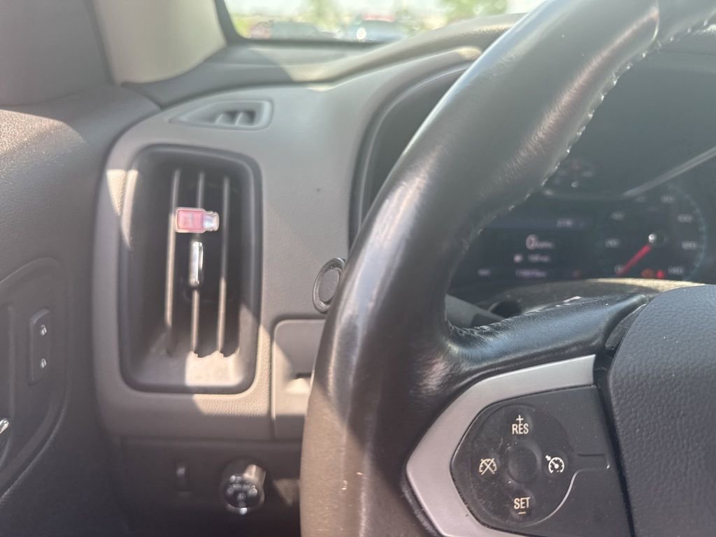 Used 2019 Chevrolet Colorado LT w/ LT Convenience Package image 12
