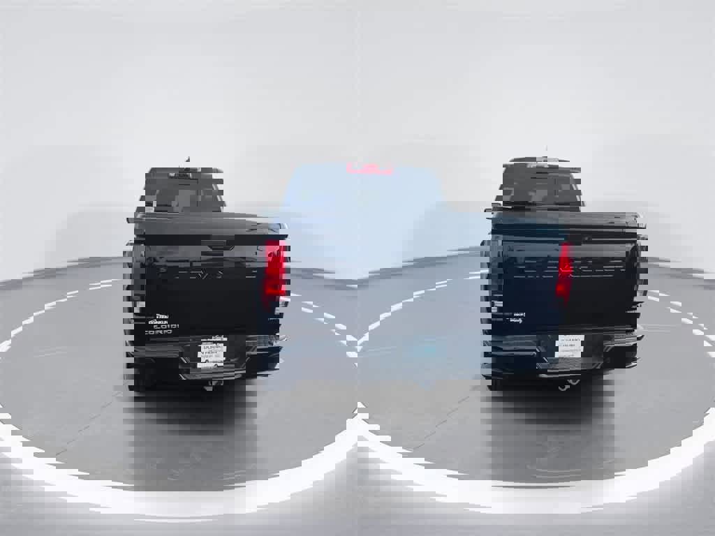 New 2025 Chevrolet Colorado LT image 7