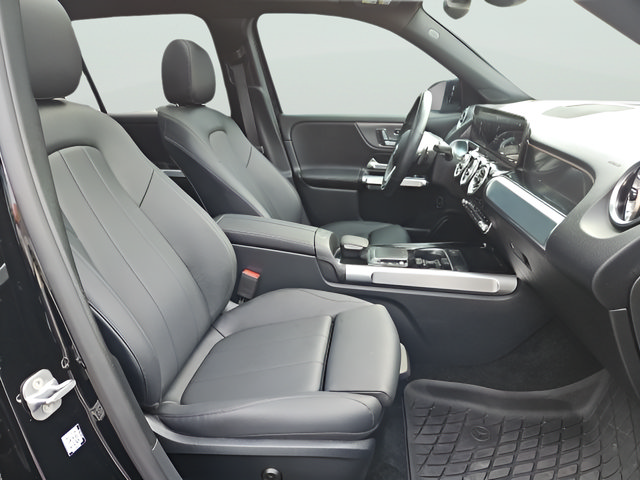 Used 2023 Mercedes-Benz GLB 250 4MATIC image 21