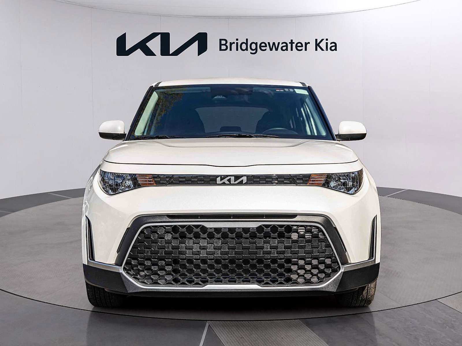 Certified 2025 Kia Soul LX w/ LX Technology Package image 3