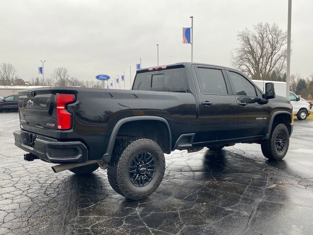 Used 2024 Chevrolet Silverado 2500 ZR2 w/ Technology Package image 8
