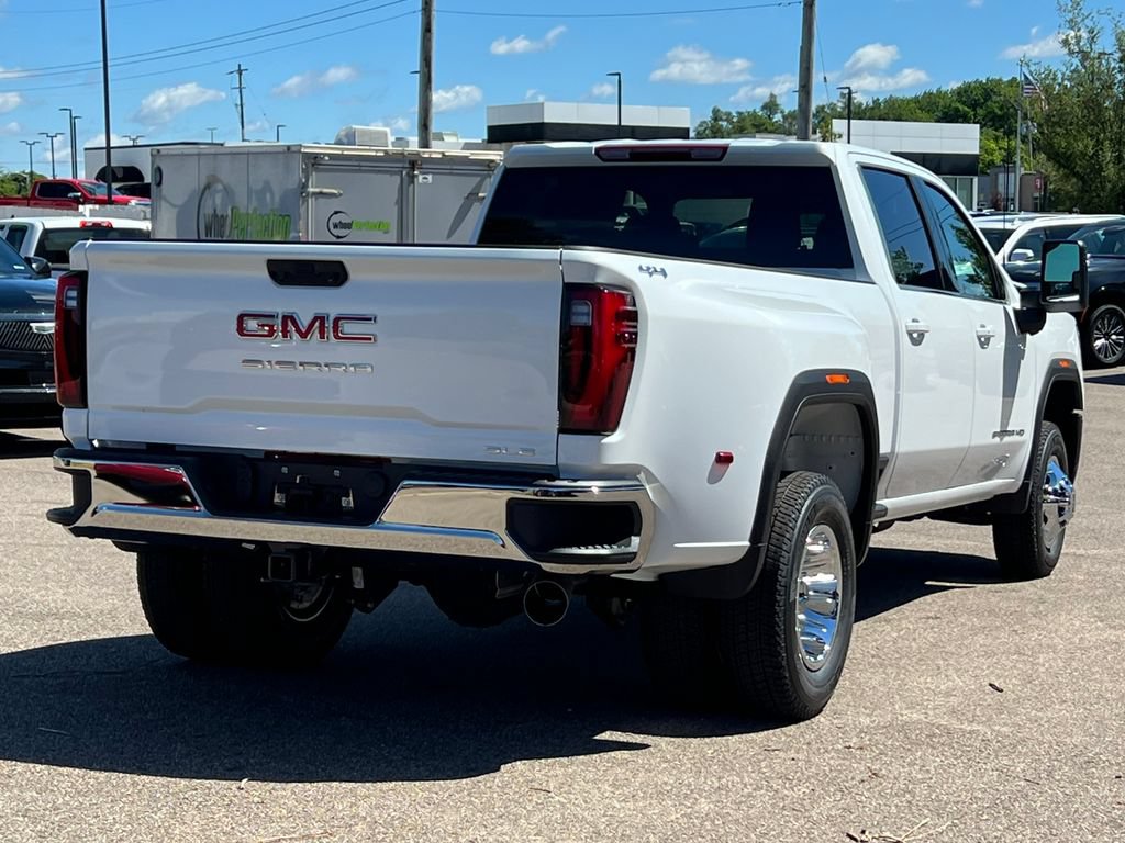 New 2026 GMC Sierra 3500 SLE w/ SLE Value Package AWD/4WD image 46