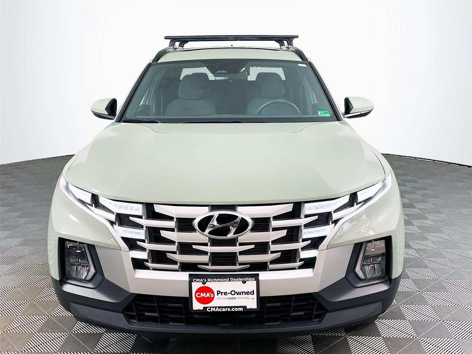 Used 2024 Hyundai Santa Cruz SEL w/ Activity Package FWD image 2