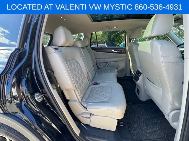 Used 2024 Volkswagen Atlas SEL Premium R-Line AWD/4WD image 22