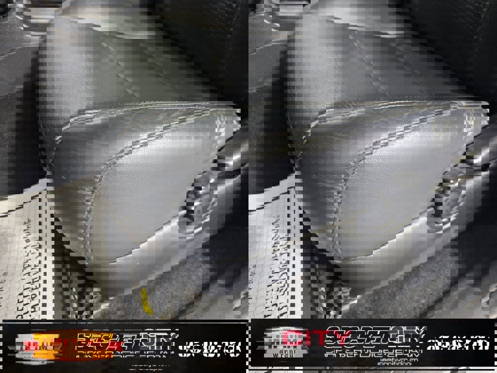 Used 2018 Toyota Tacoma TRD Sport image 13