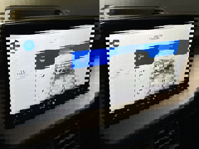 New 2025 Ford Maverick XLT w/ XLT Luxury Package image 19