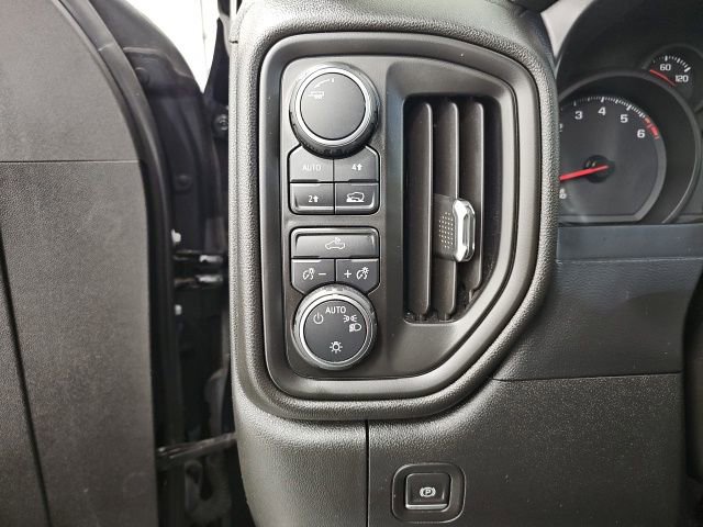Used 2021 Chevrolet Silverado 1500 Custom image 16