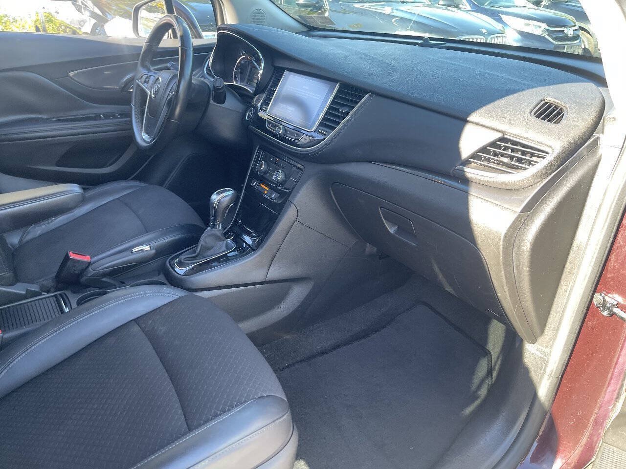 Used 2018 Buick Encore Preferred FWD image 19