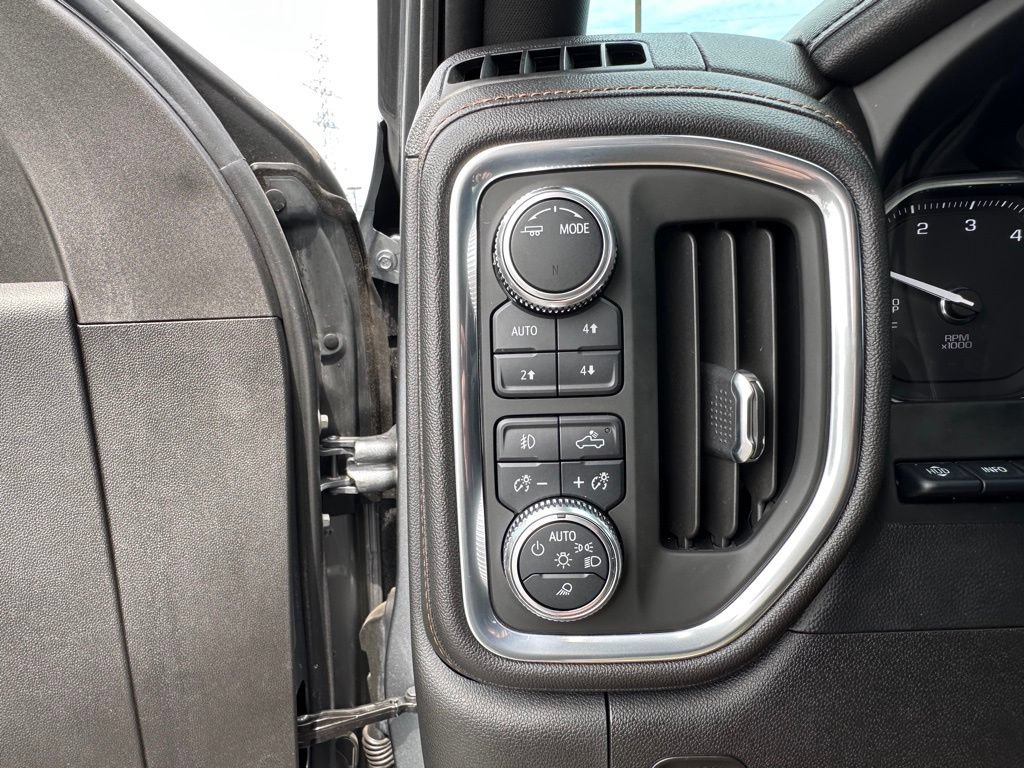Certified 2021 GMC Sierra 1500 AT4 w/ AT4 Value Package AWD/4WD image 40