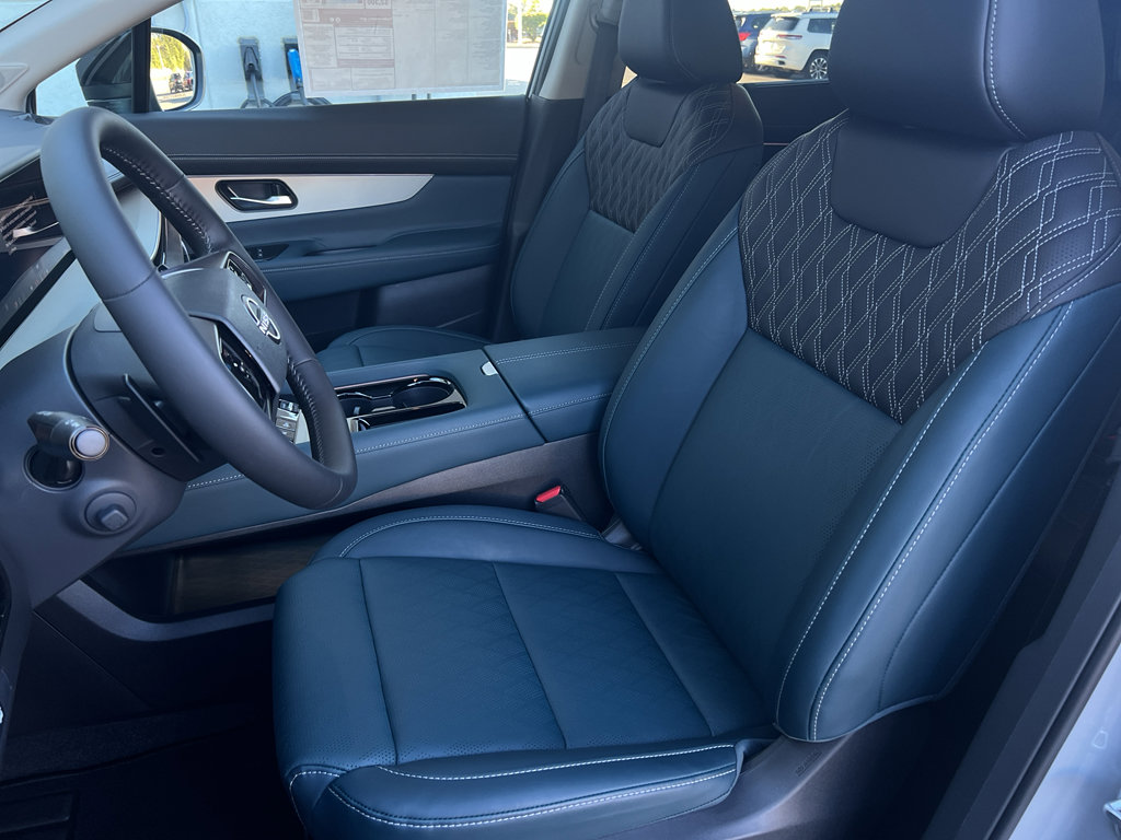 New 2026 Nissan Murano Platinum w/ Cargo Package image 13