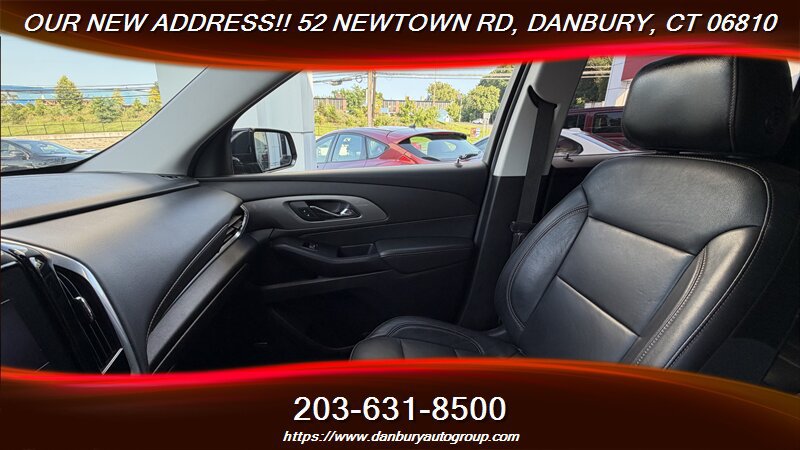 Used 2020 Chevrolet Traverse LT w/ LT Premium Package AWD/4WD image 15