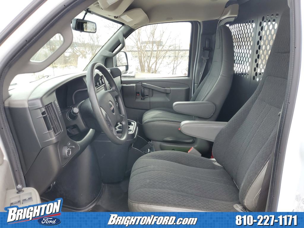 Used 2020 GMC Savana 2500 w/ Driver Convenience Package image 8