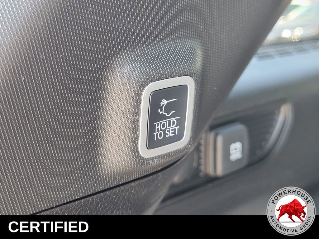 Used 2024 Jeep Grand Cherokee Limited image 14