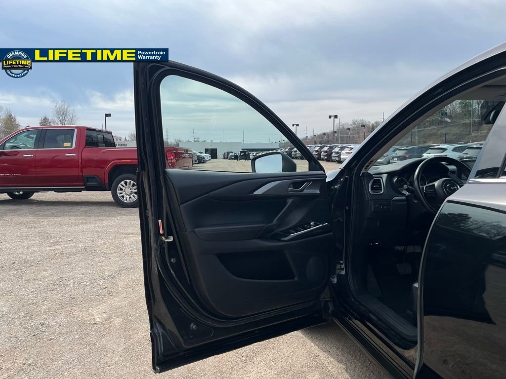 Used 2018 MAZDA CX-9 Touring image 19