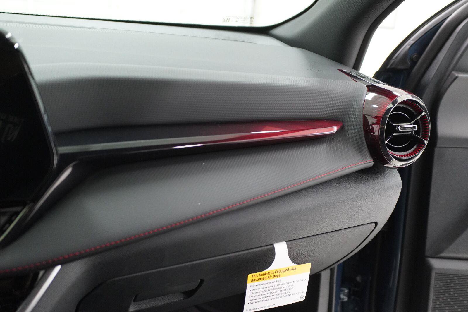 New 2027 Chevrolet Equinox RS w/ LPO, Floor Liner Package FWD image 19