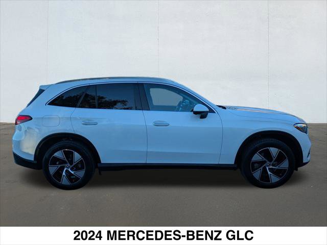 Used 2024 Mercedes-Benz GLC 300 SUV image 6