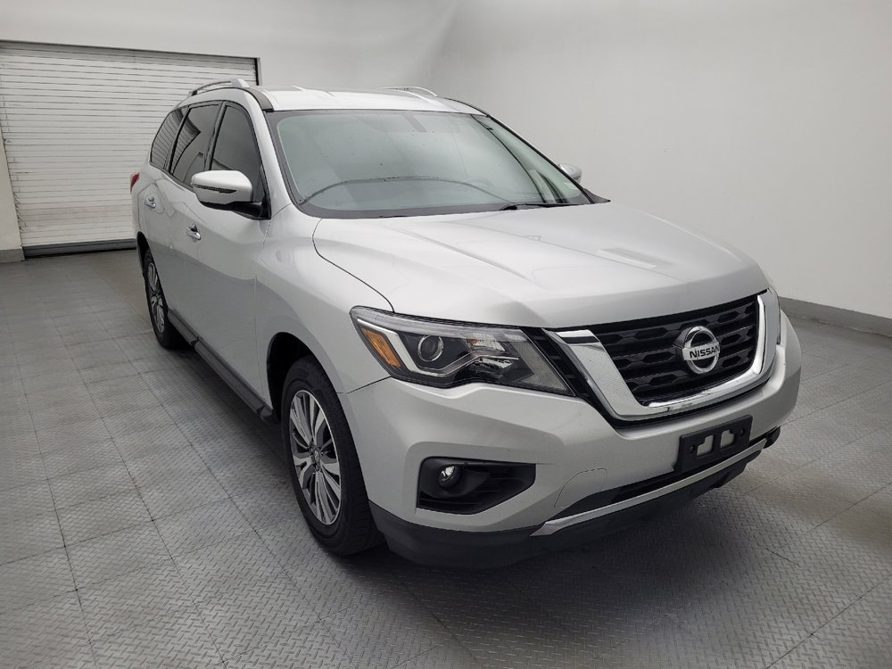 Used 2019 Nissan Pathfinder SV FWD image 13