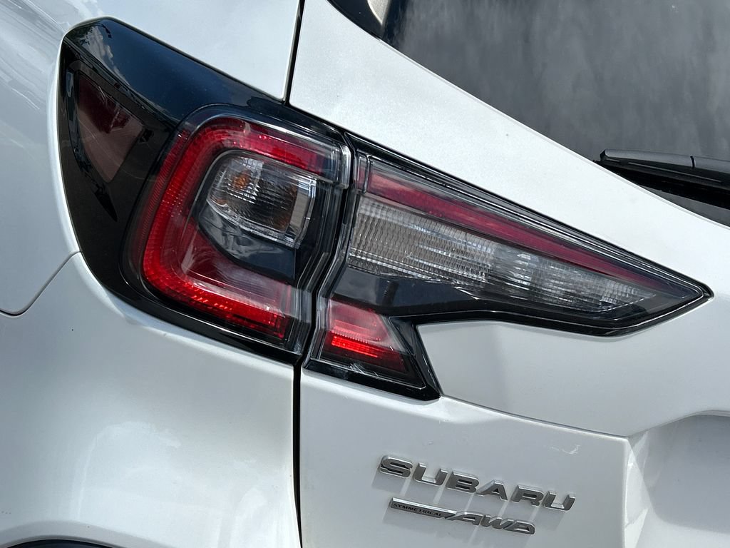 Used 2024 Subaru Outback Limited AWD/4WD image 23