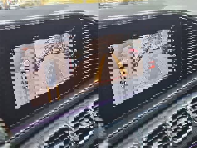 Used 2023 Mercedes-Benz GLS 580 4MATIC image 31