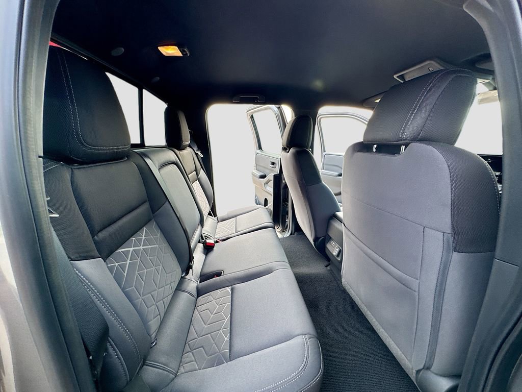 New 2026 Nissan Frontier S image 25