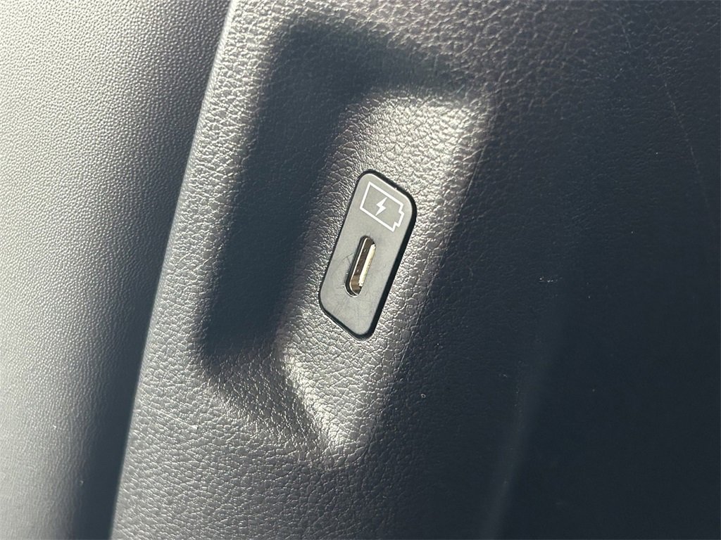 Used 2025 Hyundai Santa Fe SEL image 21