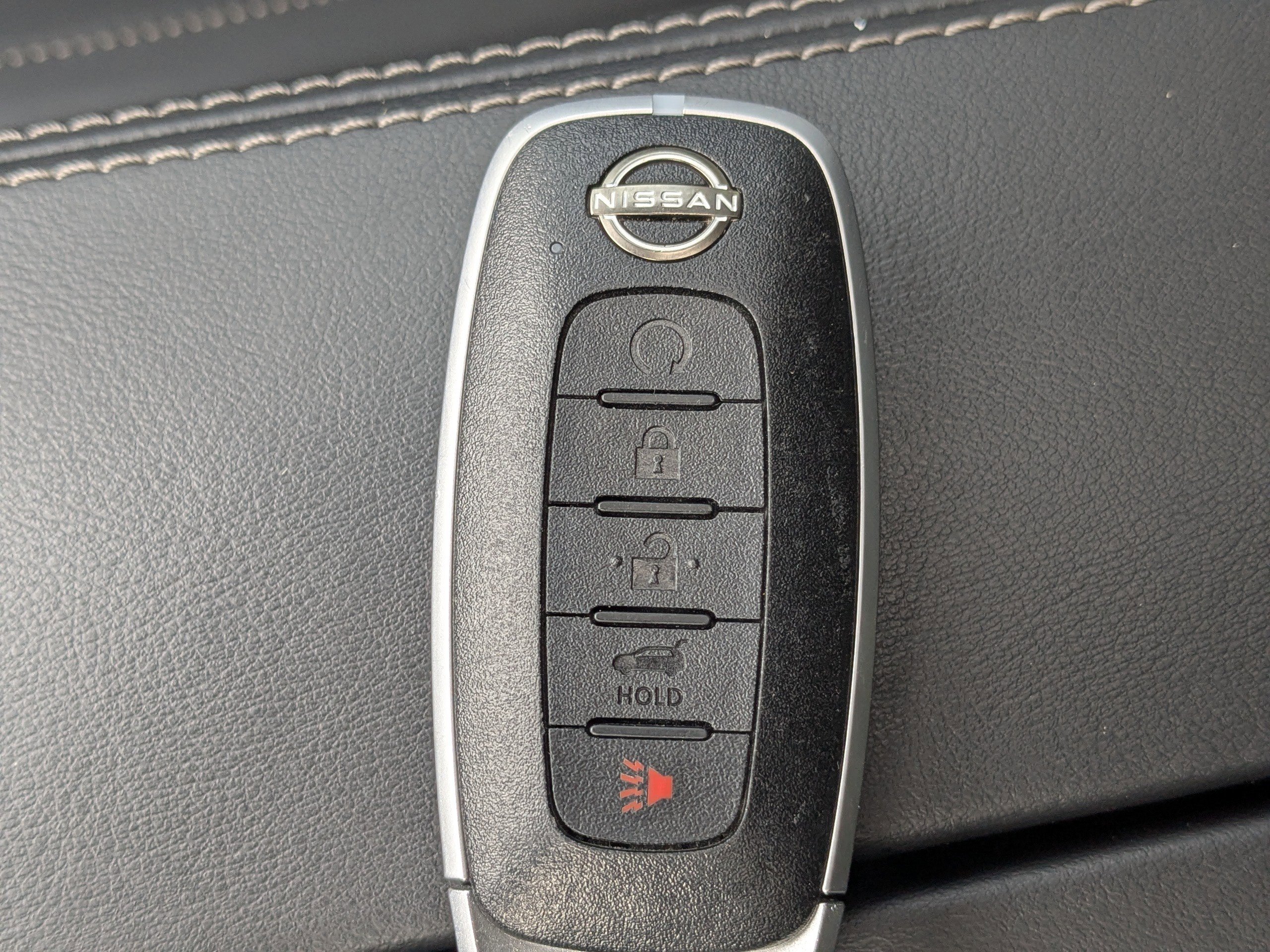 Used 2023 Nissan Rogue Platinum image 36