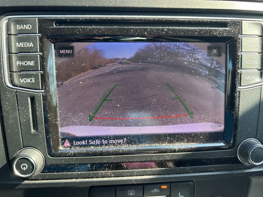 Used 2017 Volkswagen Jetta SE image 14