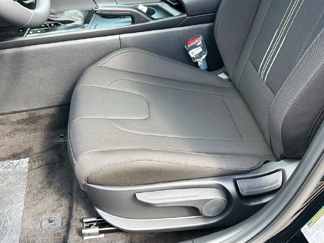 Certified 2026 Hyundai Elantra Sport FWD image 20
