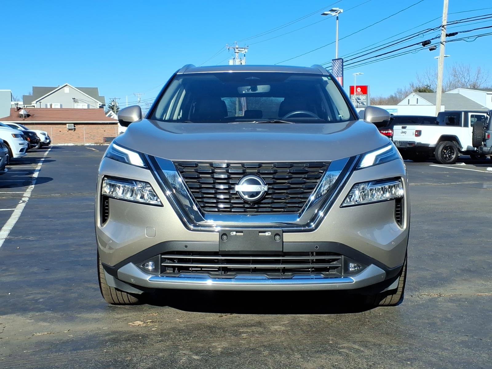 Used 2022 Nissan Rogue Platinum w/ Head-Up Display Package image 8