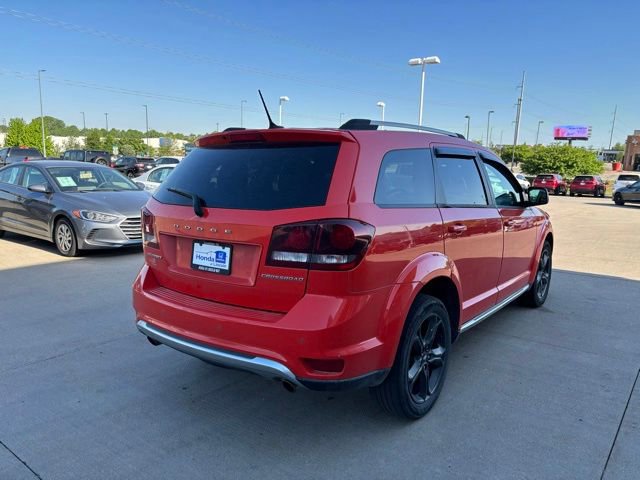 Used 2018 Dodge Journey Crossroad w/ Nav & Sun Group FWD image 5