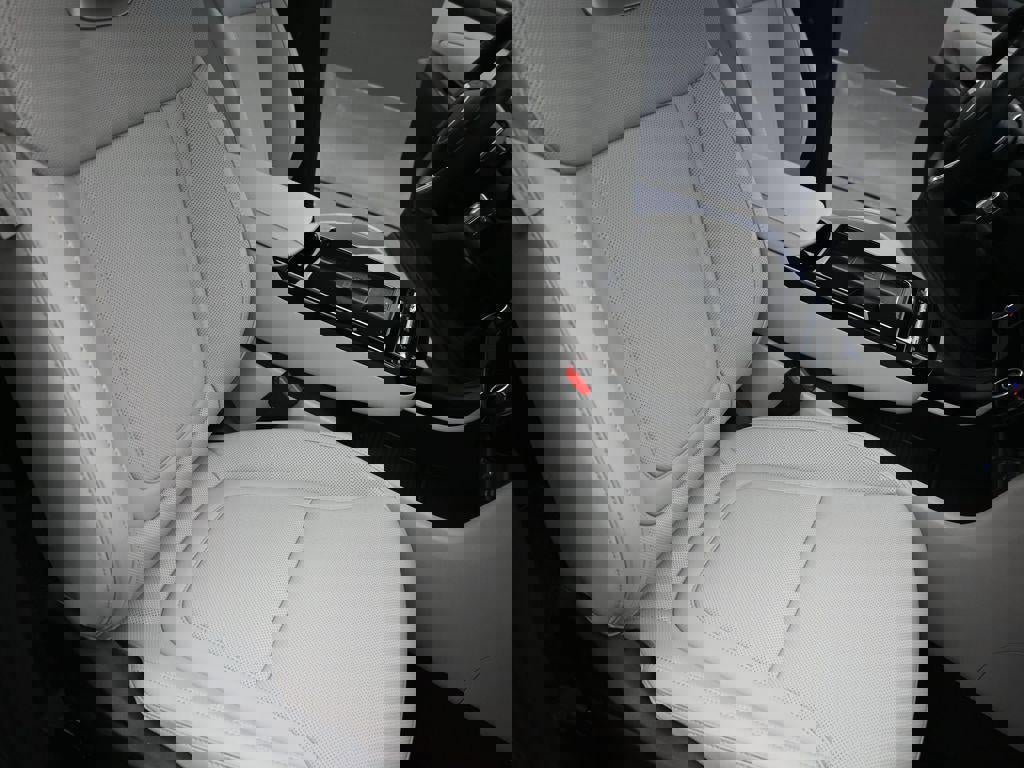 New 2026 Hyundai Tucson Limited image 28