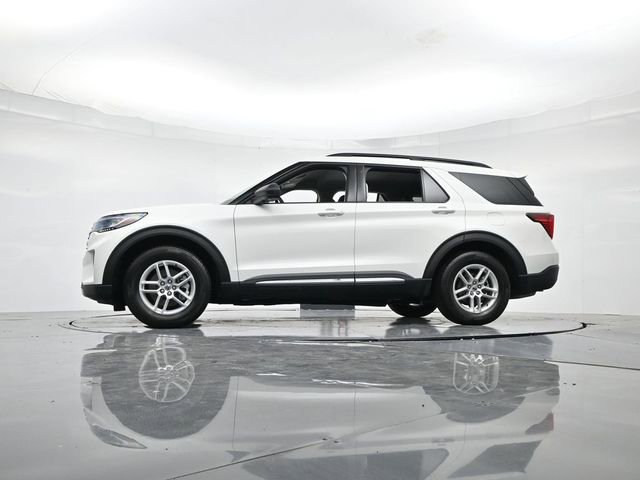 Certified 2025 Ford Explorer Active image 38