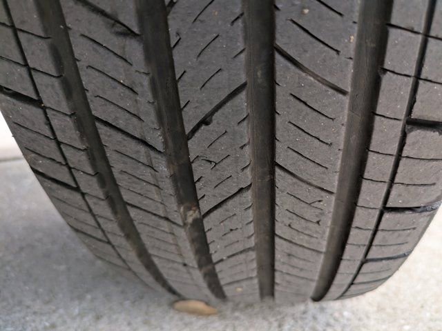 Used 2023 Toyota Corolla Cross LE w/ Moonroof Package image 12