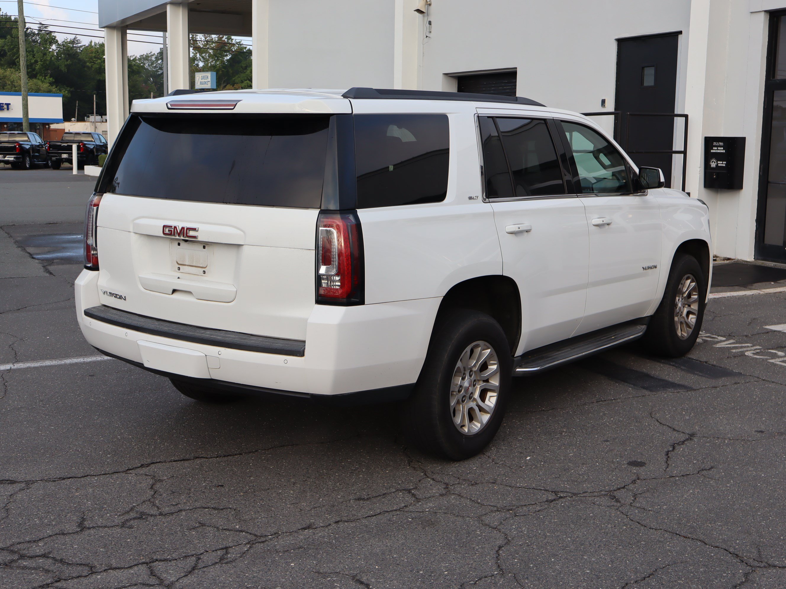 Used 2020 GMC Yukon SLT AWD/4WD image 10