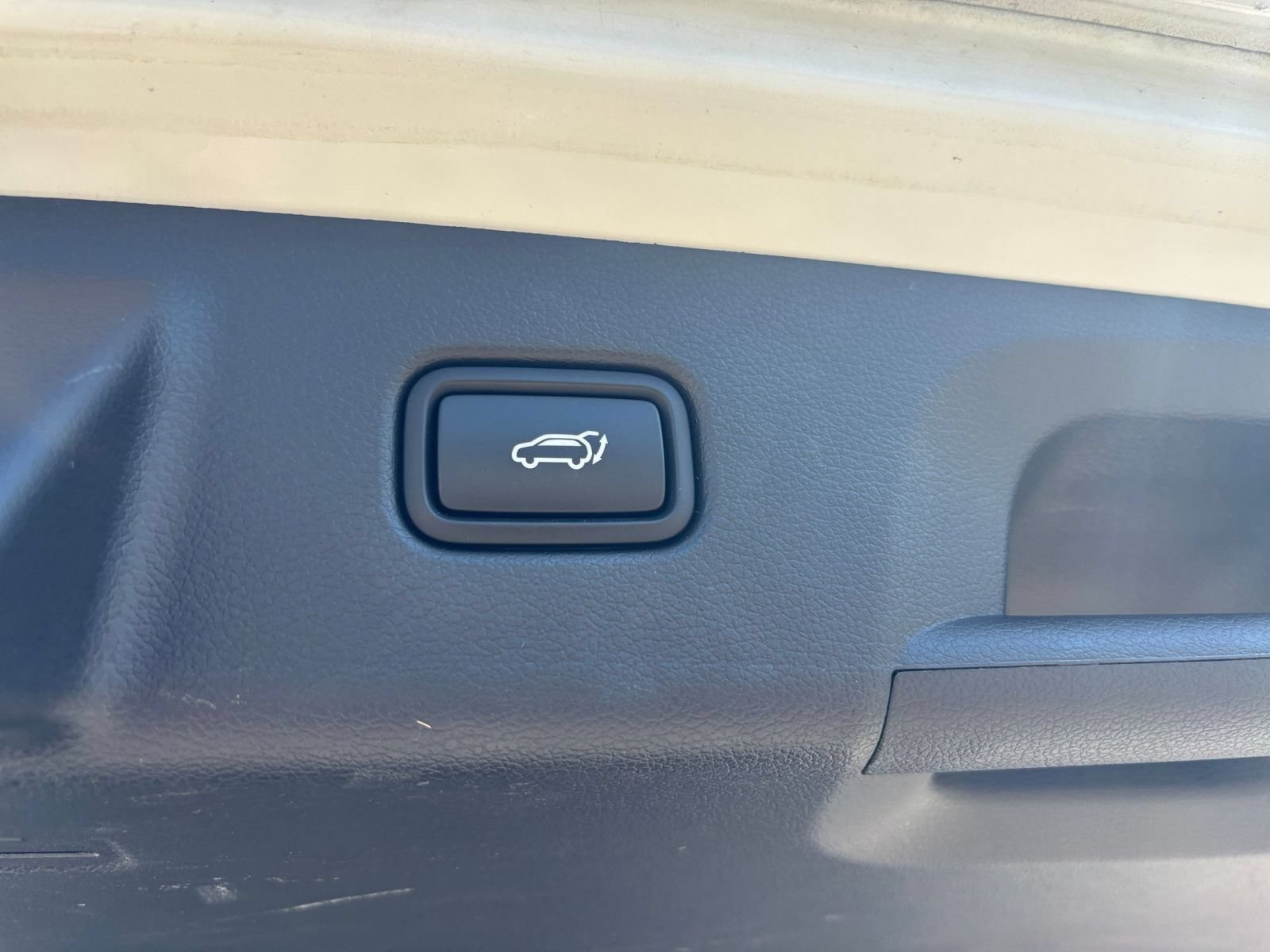Used 2025 Hyundai Palisade SEL FWD image 24