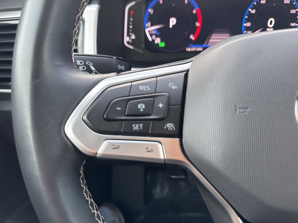 Used 2021 Volkswagen Atlas Cross Sport SEL Premium image 38