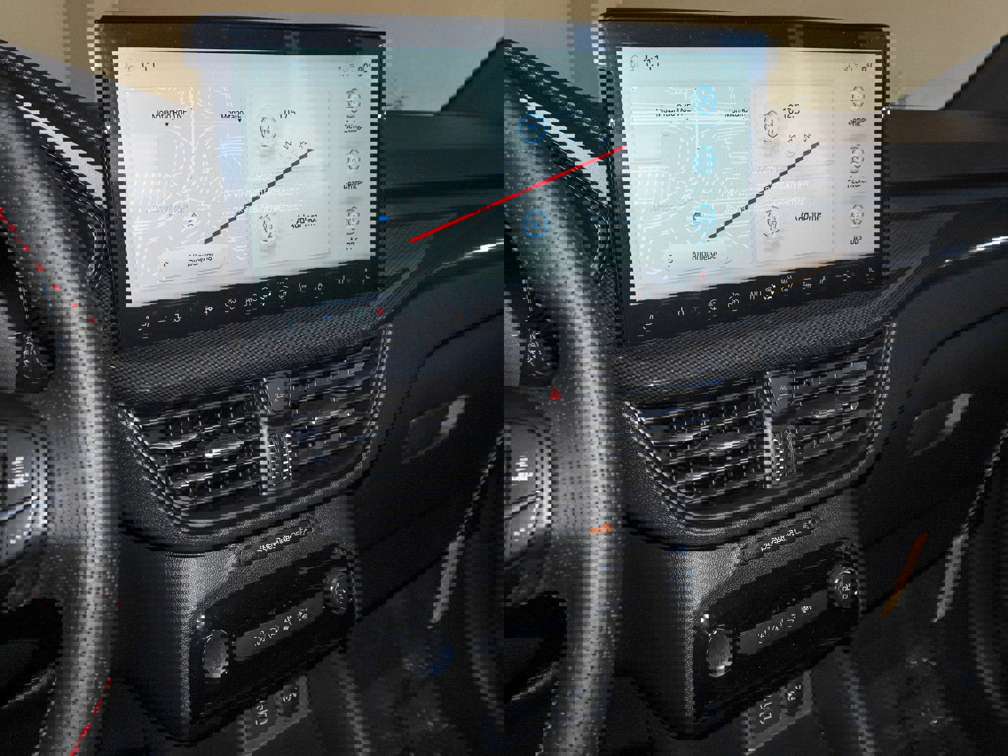 New 2025 Ford Escape ST-Line w/ Tech Pack #1 image 29