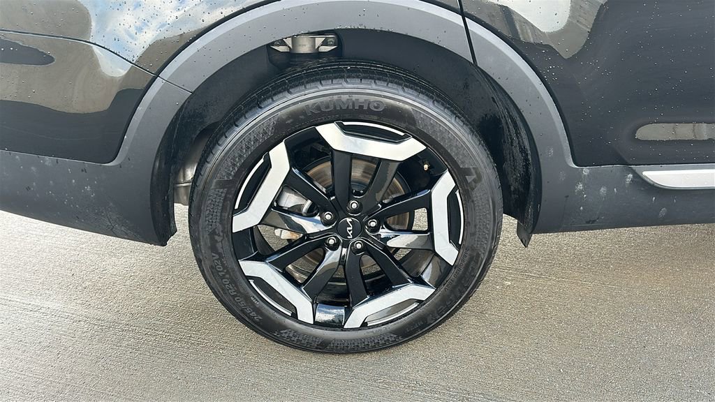 Used 2025 Kia Telluride S FWD image 17