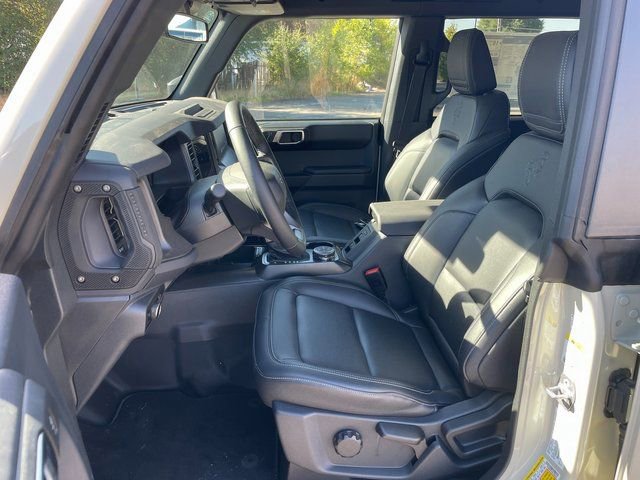 New 2025 Ford Bronco Badlands AWD/4WD image 2