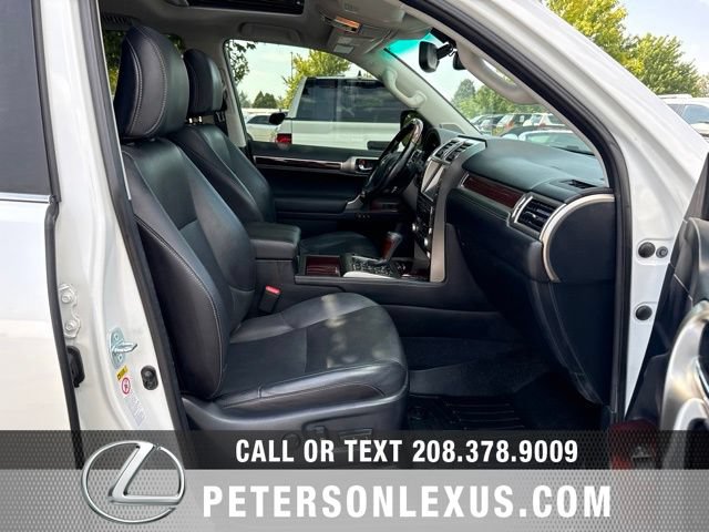 Used 2017 Lexus GX 460 Luxury AWD/4WD image 13