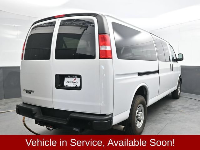 Used 2024 Chevrolet Express 3500 LS RWD image 6