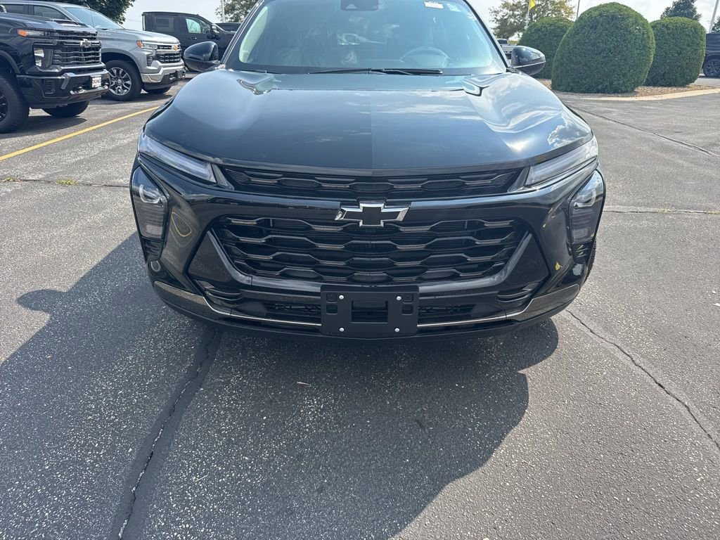 New 2026 Chevrolet Trax ACTIV image 2