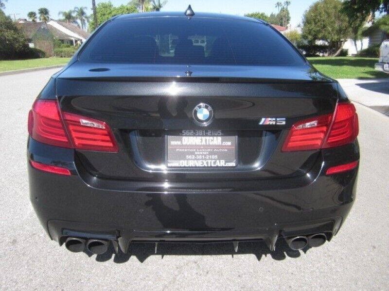 Used 2013 BMW M5 RWD image 33