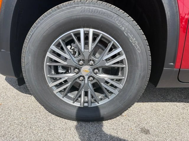 New 2027 Chevrolet Traverse LT w/ Driver Confidence Package FWD image 10