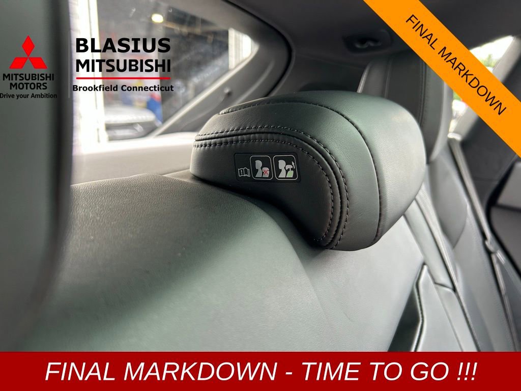 Used 2022 Porsche Macan image 42