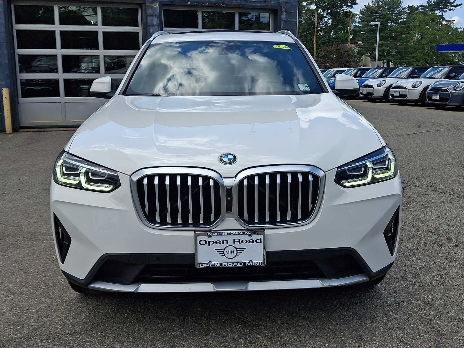 Used 2023 BMW X3 xDrive30i w/ Premium Package AWD/4WD image 2