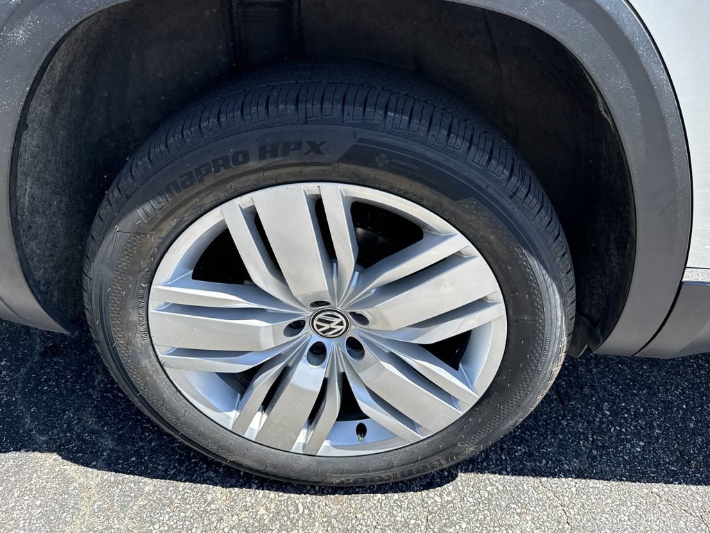 Used 2019 Volkswagen Atlas SEL Premium AWD/4WD image 17