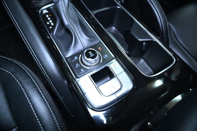Used 2025 Kia Telluride EX w/ EX Captain's Chair Package image 26