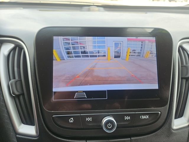 Used 2024 Chevrolet Malibu LT image 17