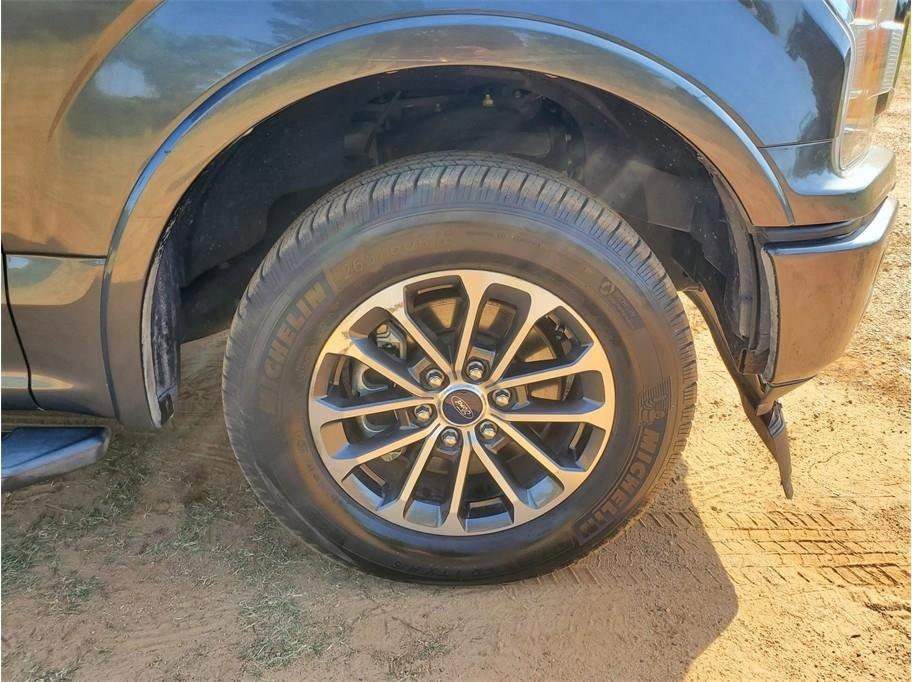 Used 2020 Ford F150 XLT w/ Equipment Group 302A Luxury RWD image 14